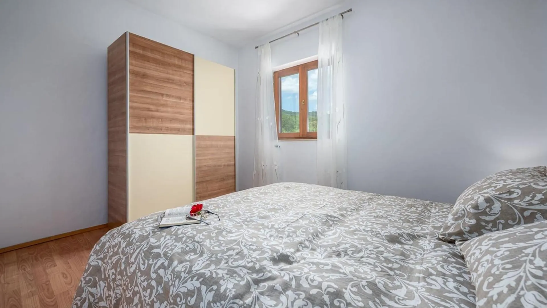 Serene Summer Oasis - Pool, Jacuzzi, Sauna, Sea View - Lara Drenje  Appartement Drenje (Istria)