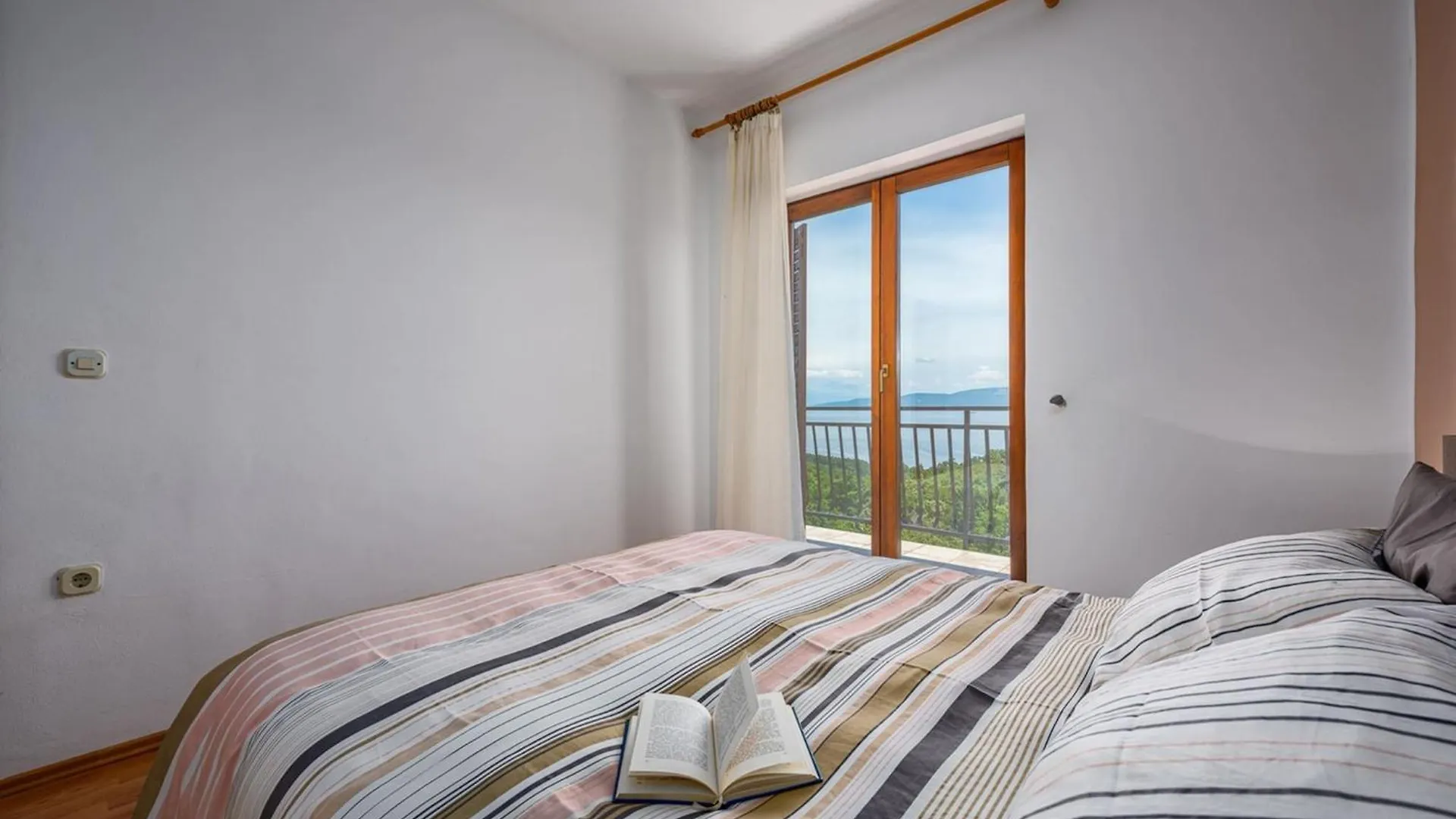 Serene Summer Oasis - Pool, Jacuzzi, Sauna, Sea View - Lara Drenje  Drenje (Istria)