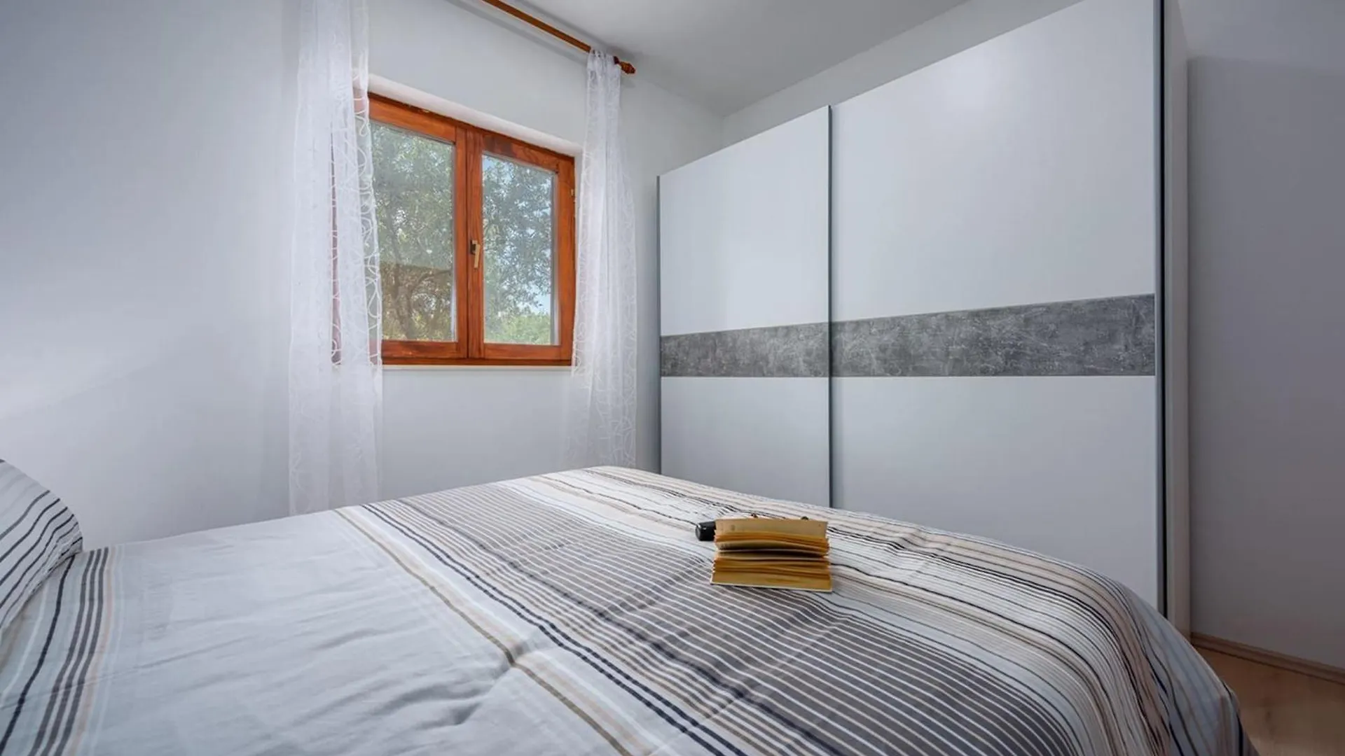 Serene Summer Oasis - Pool, Jacuzzi, Sauna, Sea View - Lara Drenje  Apartmán