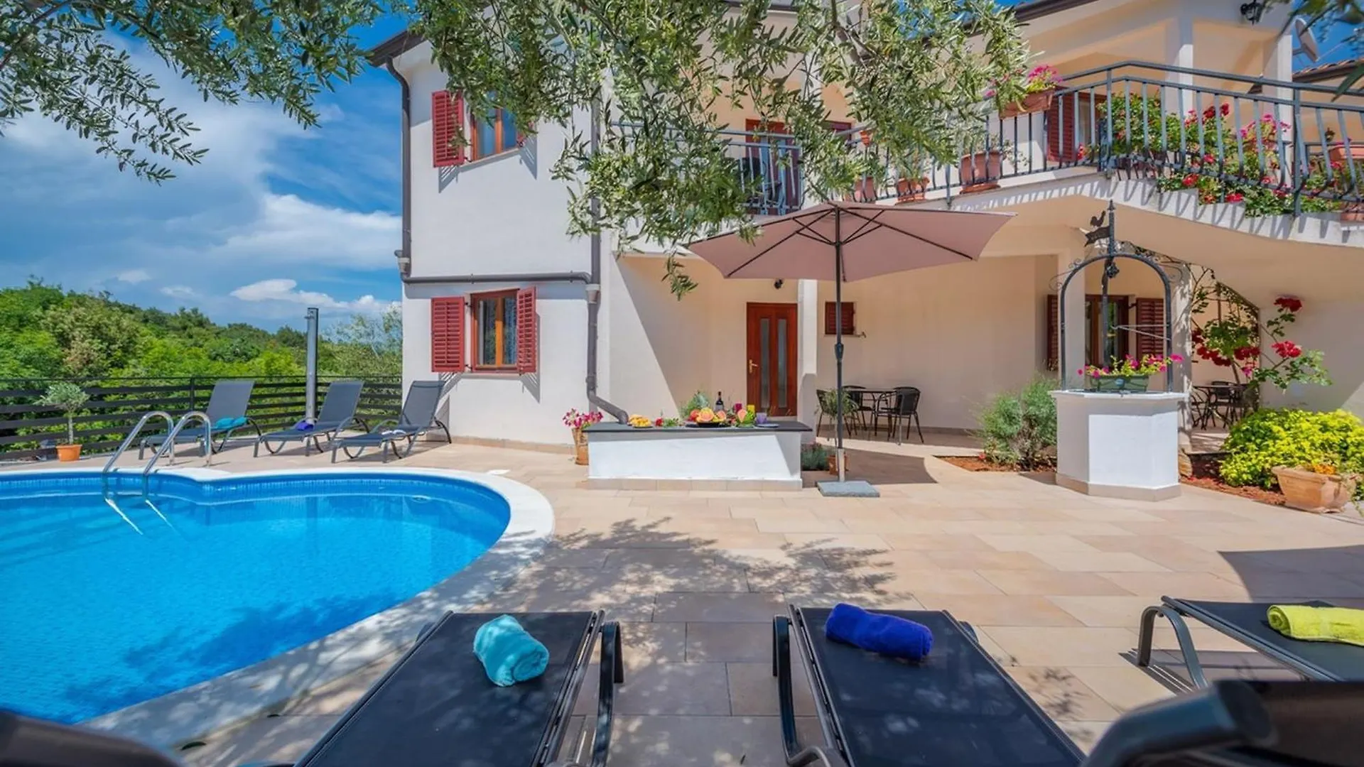 Appartement Serene Summer Oasis - Pool, Jacuzzi, Sauna, Sea View - Lara Drenje  Croatie