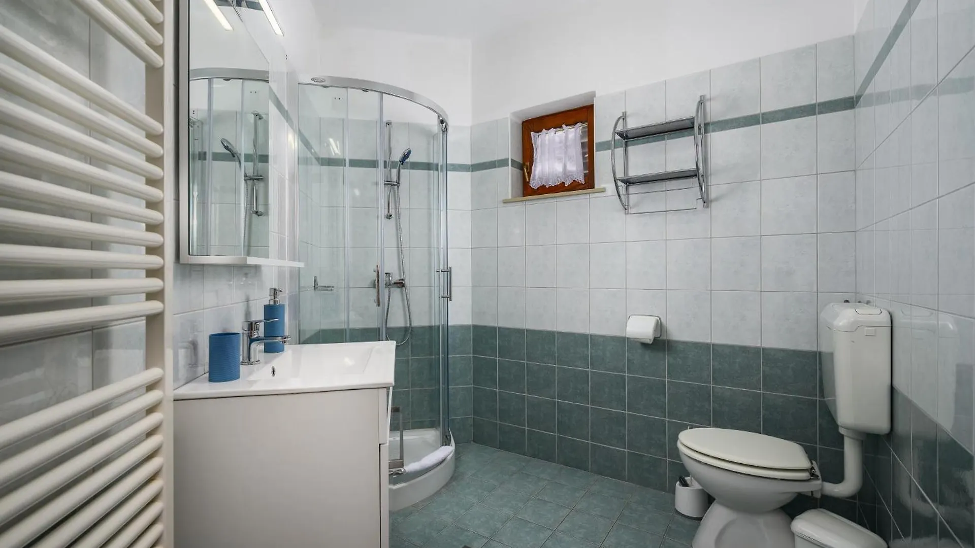 Appartement Serene Summer Oasis - Pool, Jacuzzi, Sauna, Sea View - Lara Drenje